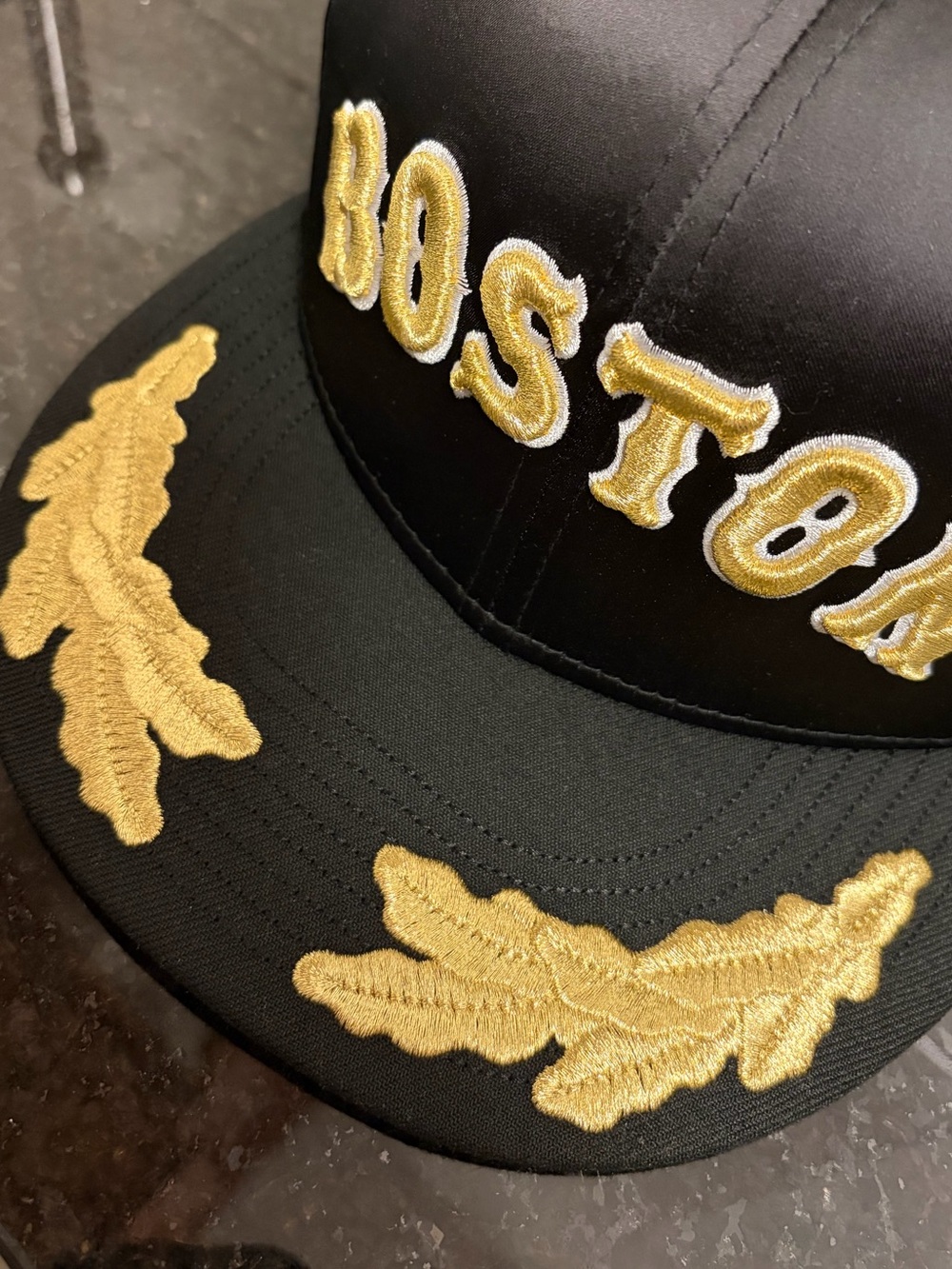 New Era -  Boston Sox 2025 “59FIFTY Day” Gold Leaf Fitted Hat (New) *Limited* - Picture 3 of 16